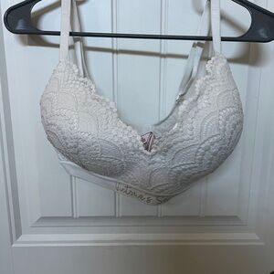 Victoria's Secret Cream Lace Bra